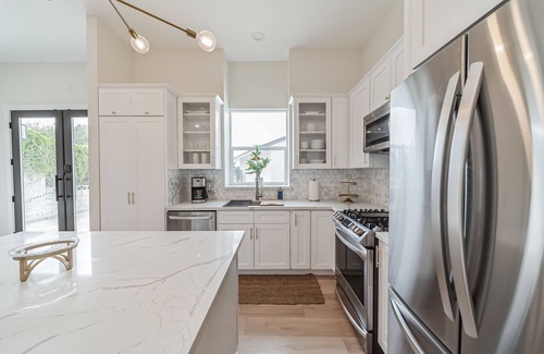 Claremont Cottage | Modern New Build 2 Bed 2 Bath Casita in Quiet Claremont Neighborhood 15%discount