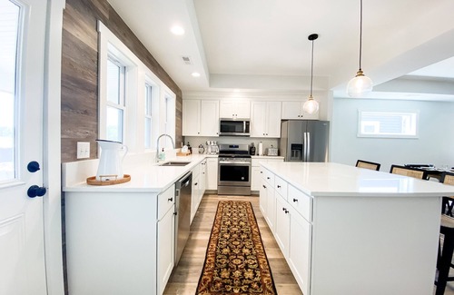 Michigan City House | Modern New-Build w/Screened Porch - Walk to Beach