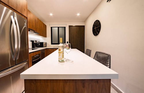Santa Maria Huatulco Condo | Modern New Condo - Steps to the Beach