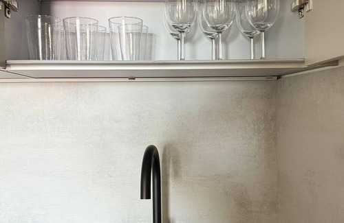 La Latina Apartment | Modern New Perfect enjoy Madrid free airport transportation.