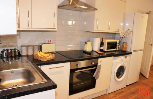 Stoke-on-Trent Apartment | Modern Newgate Apartments - Convenient Location, Close to All Local Amenities