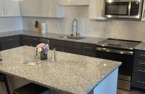 Hidden Valley Condo | Modern newly built Condo 5 min from UNCC