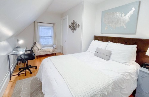 Cleveland Circle Apartment | Modern, Newly Renovated 3Bed, 2Bath, Steps to MBTA