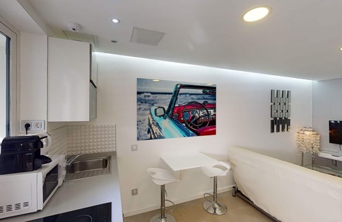 Taurito Apartment | Modern, newly renovated apartment with large terrace and sea view.