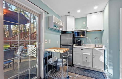 Coeur d'Alene House | Modern North Idaho Apartment | Great Location | 10 Min to Downtown