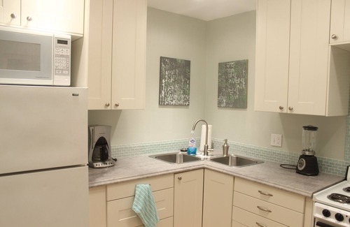 Kelseyville Apartment | Modern Oasis Amongst the Pines!