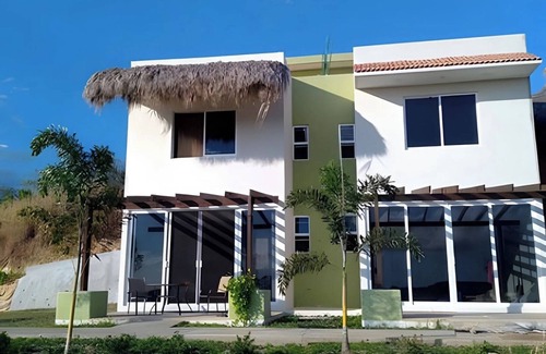 Oaxaca House | Modern Oasis House With Pool 2
