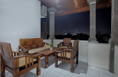 Seminyak Villa | Modern Oasis Villa: Perfect Bali Retreat with Pool