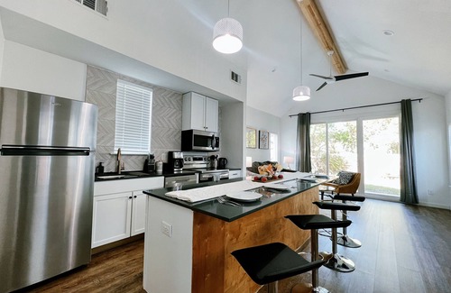 South Dallas - Fair Park House | Modern Oasis- Walk t State Fair | Near Deep Ellum