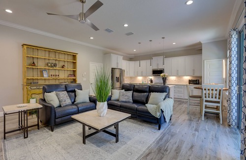 Fellowship House | Modern Ocala Townhome Near Golf Club & WEC!