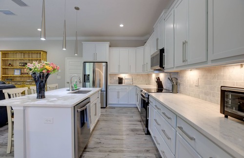 Fellowship House | Modern Ocala Townhome Near Golf Club & WEC!