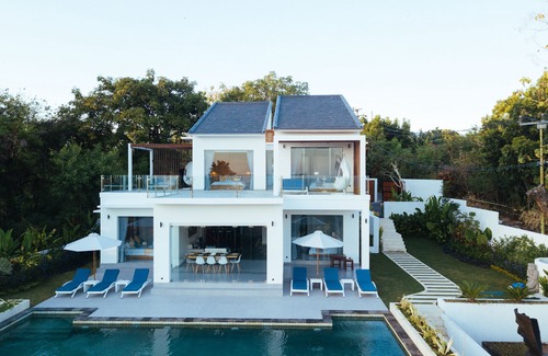 Umeanyar Villa | Modern Oceanfront Luxury in the Unspoilt Beauty of the Original Bali