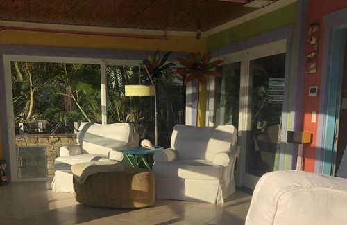 Independence Square Cottage | Modern OLD FLORIDA Beach Front Cottage
