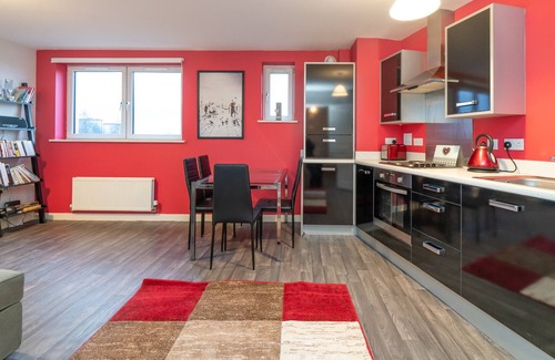 Restalrig Apartment | Modern one-bed apartment with free underground parking. Sleeps 4.
