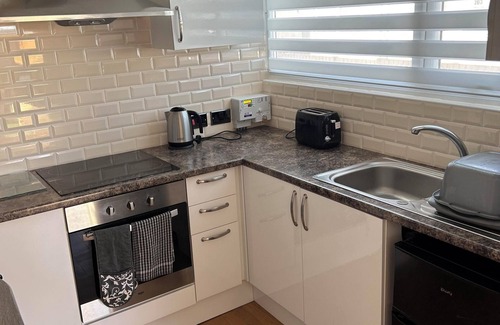Bridlington Ski Chalet | Modern One Bedroom Chalet with Central Heating