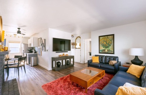 Crown Point Apartment | Modern Pacific Beach Condo Steps from Mission Bay