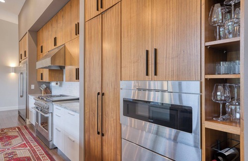 McMinnville House | Modern Pacific Northwest Escape
