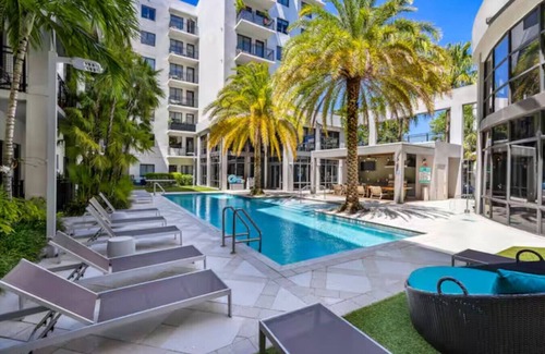 Downtown Fort Lauderdale Apartment | Modern Palmera in DTWN 3 Min From Las Olas