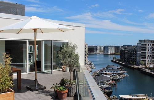 Vesterbro Condo | Modern penthouse w. canal view and private rooftop terrace, 10min to city center