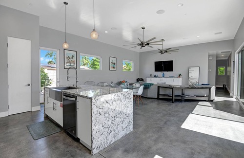 Desert Park Estates House | Modern pet-friendly Desert Park home|Heated pool|Spa|Ensuite in every bedroom!