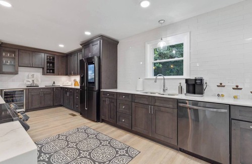 Tallahassee House | Modern Pool Home in the Center of Tallahassee