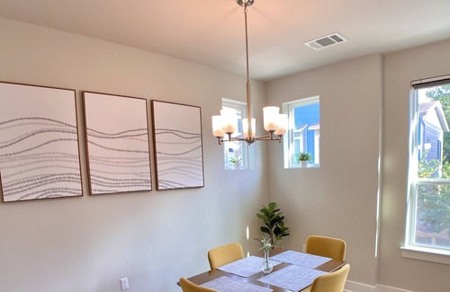 Parker Lane House | Modern | Pool | Minutes from Downtown, SOCO, Parks & Airport