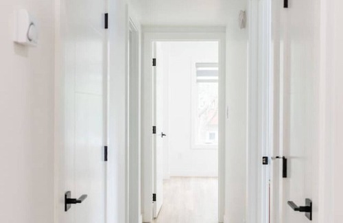 Winnipeg House | Modern, Prime Location & Comfort