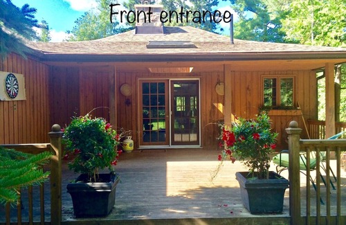Selwyn Cottage | Modern & Private Cottage Sleeps 16 with 7+ Bedrooms