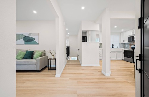 Vallejo House | Modern & Private East Bay Retreat in Vallejo!