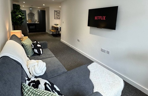 Birkenhead Apartment | Modern quirky apartment near Liverpool