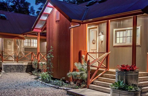 Volcano House | Modern Rainforest Bungalow 1 Mile from Volcano Village