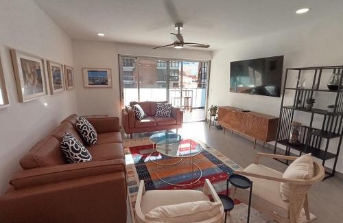 Alicante City Centre Apartment | Modern Rambla Mercado Apartment