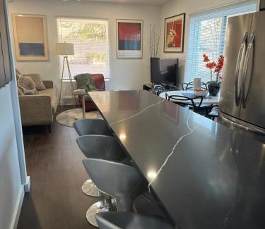 Des Moines House | Modern Ranch near Knapp Center, Downtown
