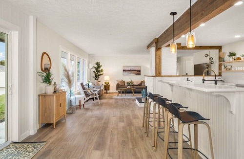 Spokane House | Modern Rancher Oasis I Gorgeous Pool