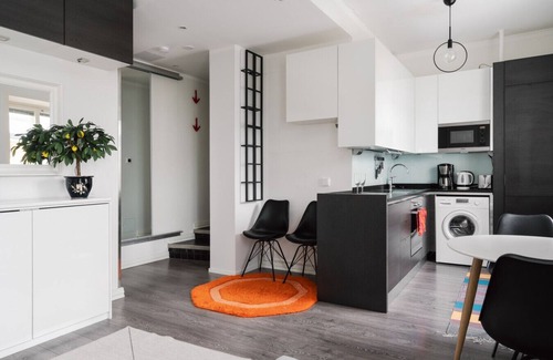 Punavuori Apartment | Modern & Renovated 1BR Apt in City Center