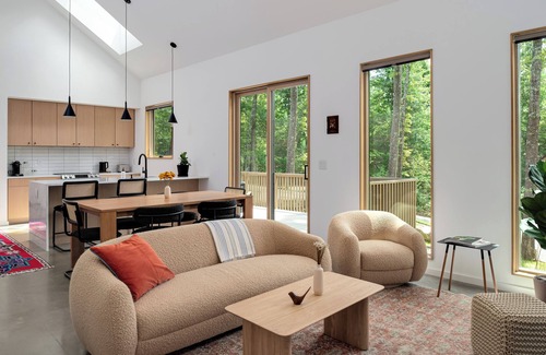 Weaverville House | Modern Residence with Guest House Near Asheville