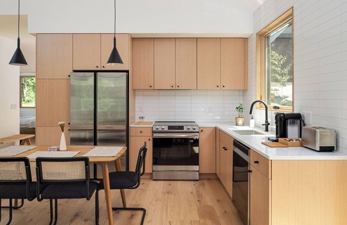 Weaverville House | Modern Residence with Guest House Near Asheville