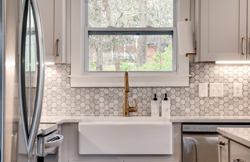 Nashville House | Modern Retreat in Central Nashville Location