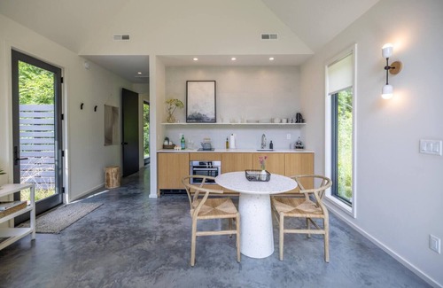 Asheville Cabin | Modern Retreat in Nature | Cozy Hot Tub | Creek | Firelight at Shope Creek