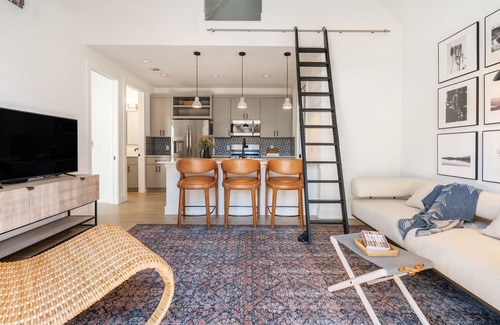 Bouldin House | Modern Retreat w/Pool, Guest House & Deck Lounge | Henley by AvantStay