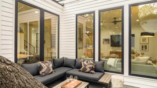 Bouldin House | Modern Retreat w Pool, Guest House & Deck Lounge Henley by AvantStay