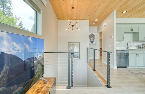 Lakeside House | Modern Retreat with Game Room and Lake Views