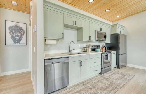 Lakeside House | Modern Retreat with Game Room and Lake Views