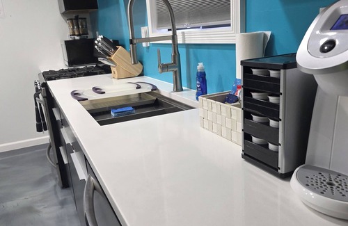 High Point Condo | Modern/Retro 1br Condo by Exceptional Stays