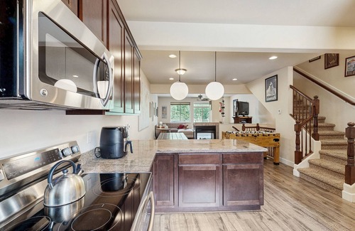 Alyeska House | Modern riverfront condo with hot tub, entertainment & river views