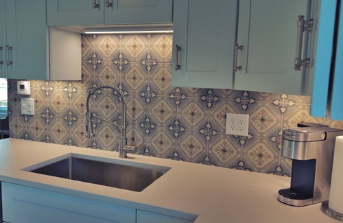 Wareham Center House | Modern Romantic Cottage on Mirror Cove