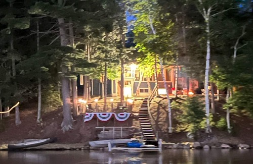 St Germain Cabin | Modern Rustic Lake House- - ON SITE PONTOON RENTAL available!