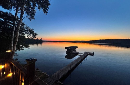 St Germain Cabin | Modern Rustic Lake House- - ON SITE PONTOON RENTAL available!