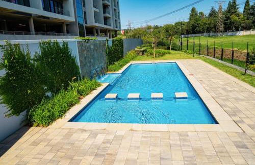 Greater Johannesburg Metropolitan Area Apartment | Modern Sanctuary in Sandton