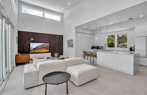 Alta Vista House | Modern Sarasota Retreat with pool and large yard